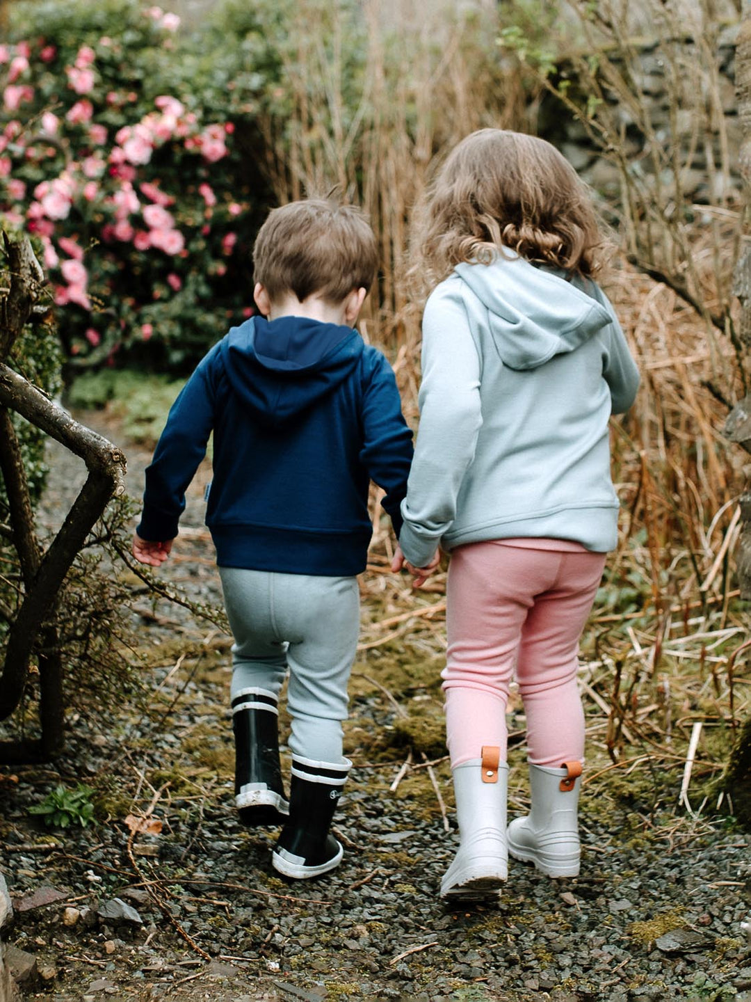 Kids merino hoodie navy back #colour_french-navy