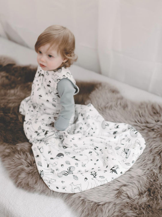 Merino toddler sleeping bag Superlove Merino woodland animal side #colour_enchanted-forest