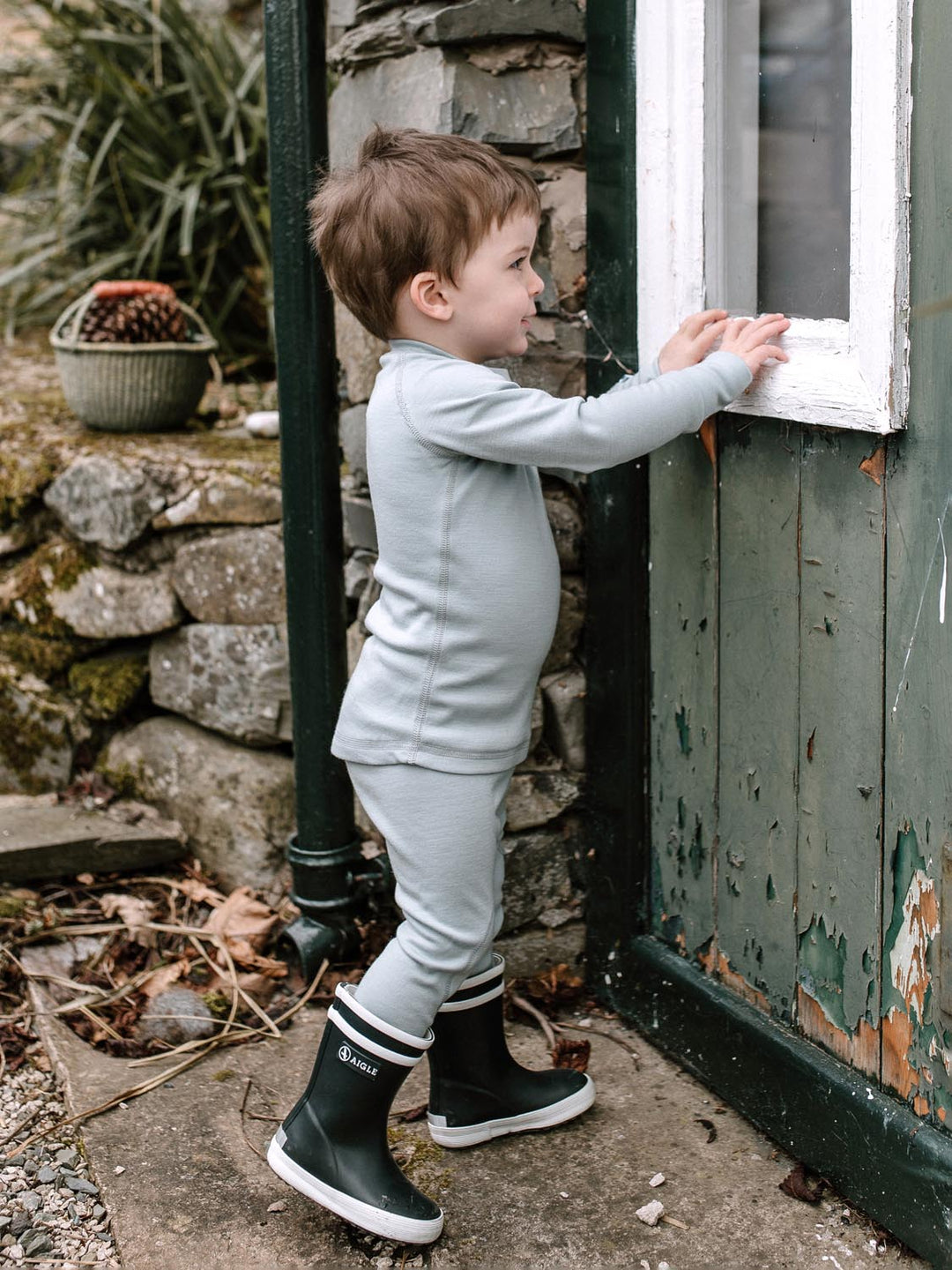 Merino wool kids thermal baselayer pyjama in cloud grey #colour_cloud-grey