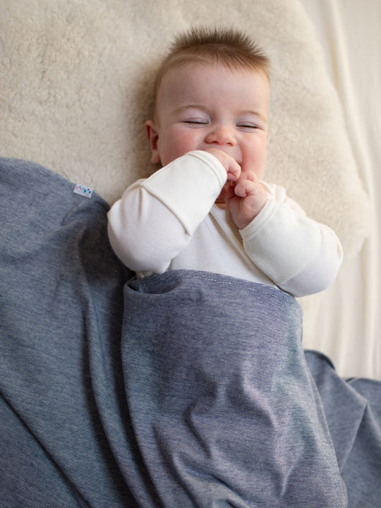 merino baby swaddle blanket navy superlove breathable #colour_french-navy-melange