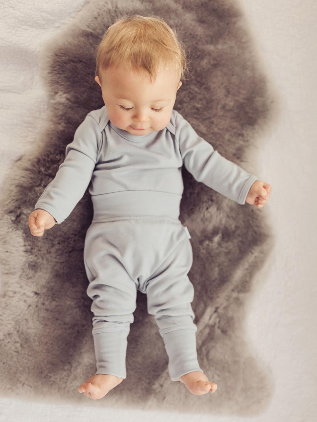 baby merino thermal base layer Superlove Merino grey front #colour_cloud-grey