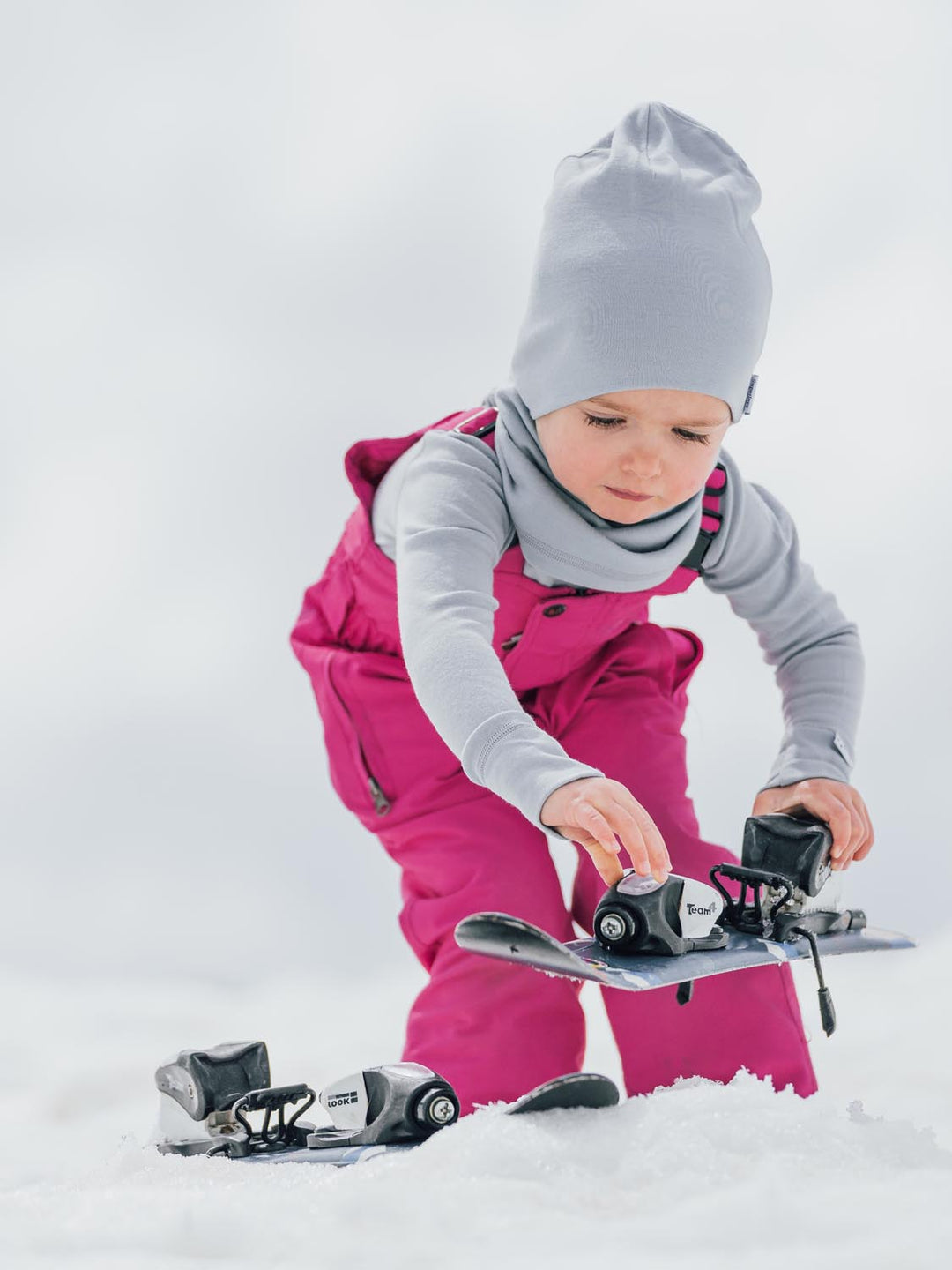 merino beanie light grey ski #colour_cloud-grey