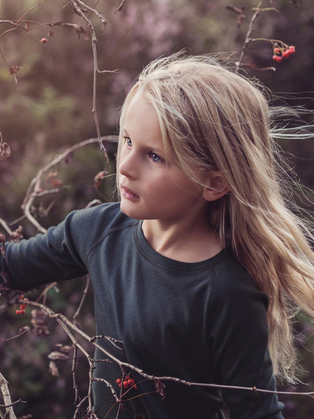 merino kids base layer thermal black neckline #colour_ink