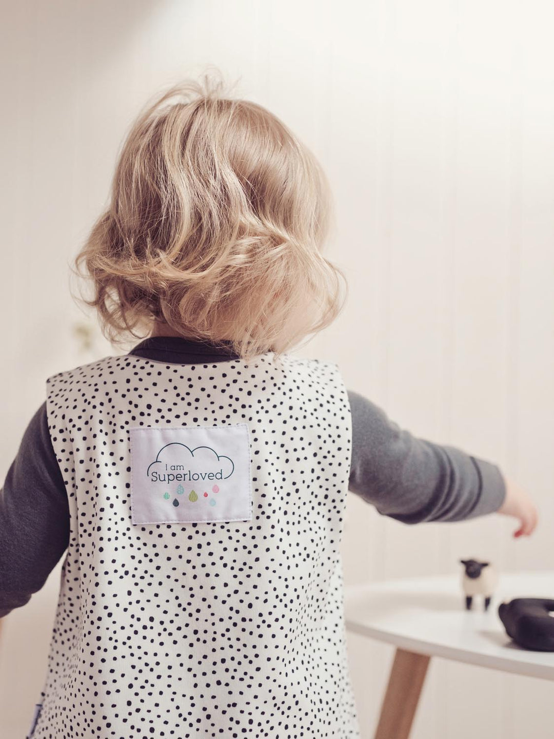 Merino toddler sleeping bag monochrome spots back #colour_speckle