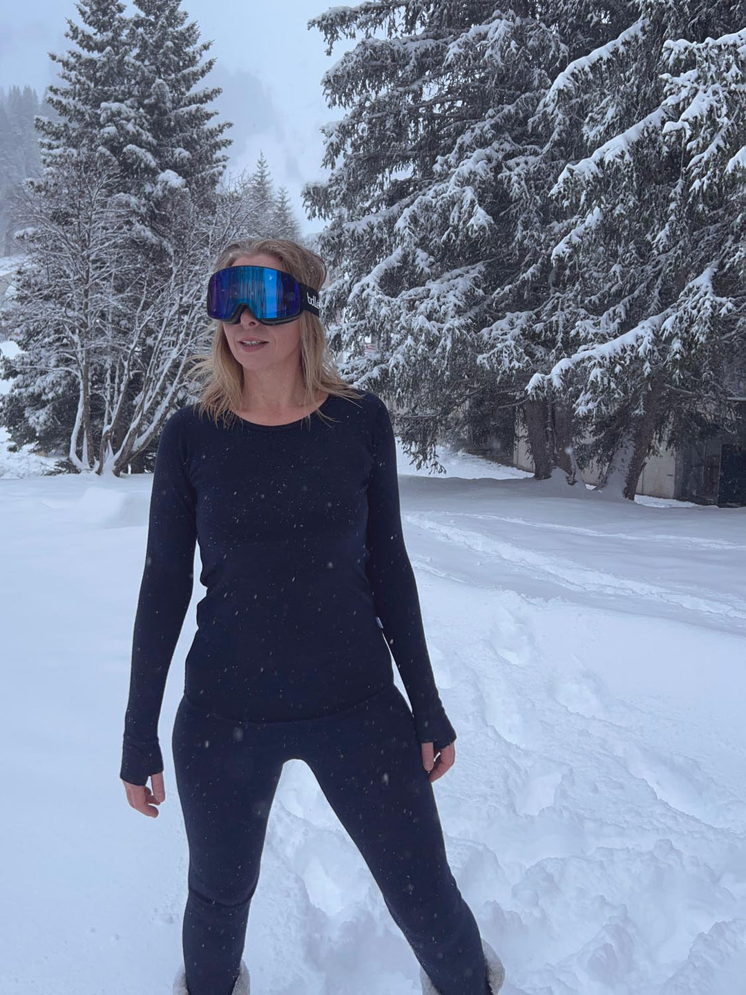 womens merino ski thermal base layer superlove  front merino black #colour_ink