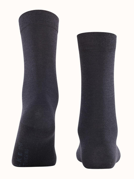 Merino wool womens socks navy back #colour_dark-navy