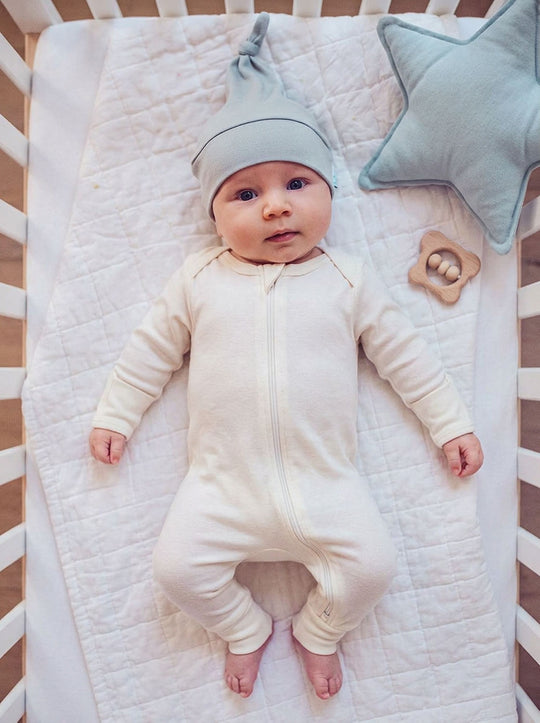 newborn baby merino hat grey front #colour_cloud-grey