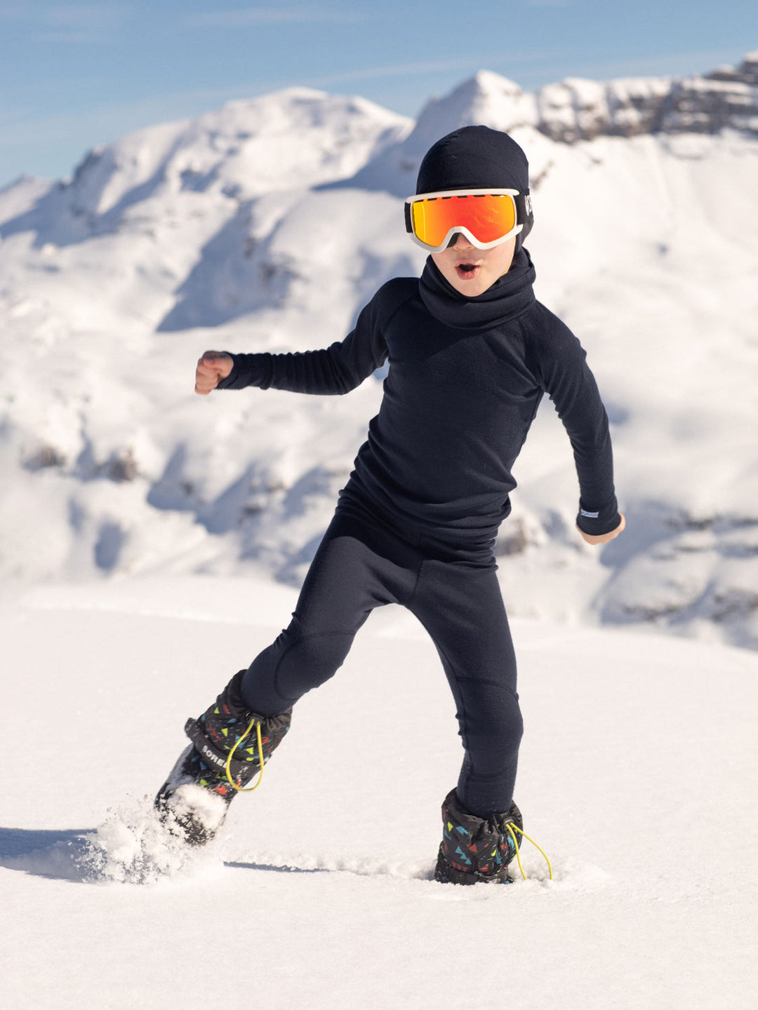 Merino kids thermal baselayer ski black front #colour_ink