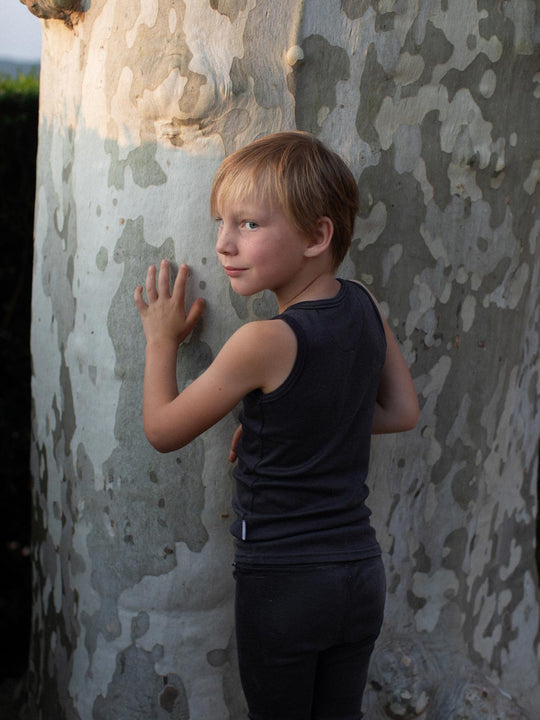 Kids Merino Vest Top Superlove Merino black back #colour_ink