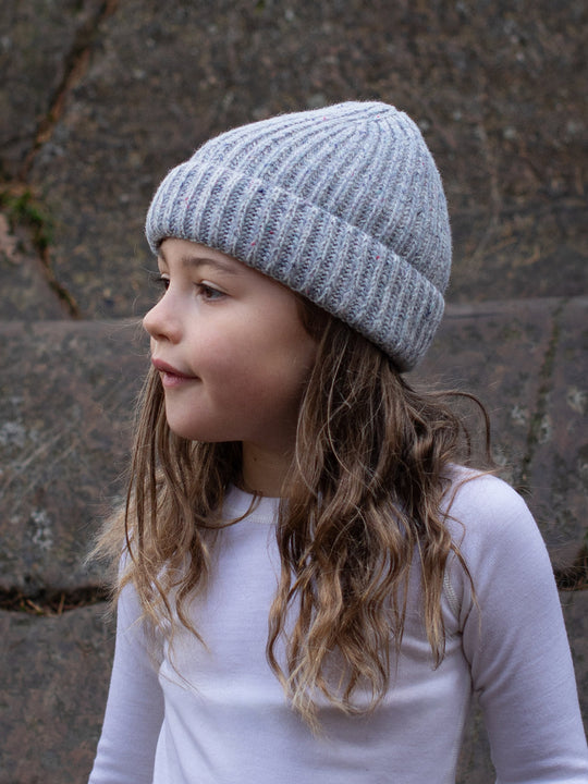 grey merino wool fishermans knit beanie hat kids detail #colour_glacial-quartz