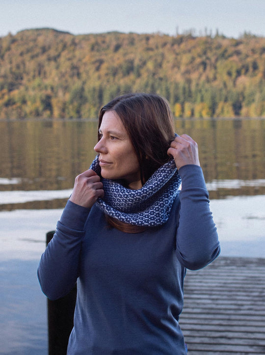 Merino wool womens neck cowl snood knit in navy blue front alt view #colour_nocturne
