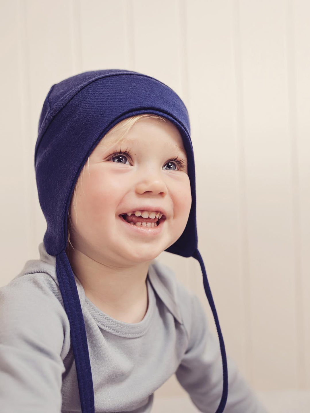 Merino Baby & Toddler Reversible Hat Accessory Superlove Merino Navy detail #colour_french-navy