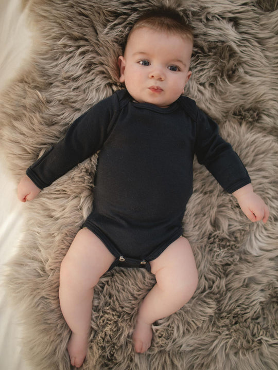 Baby Merino Bodysuit Superlove Merino black full #colour_ink