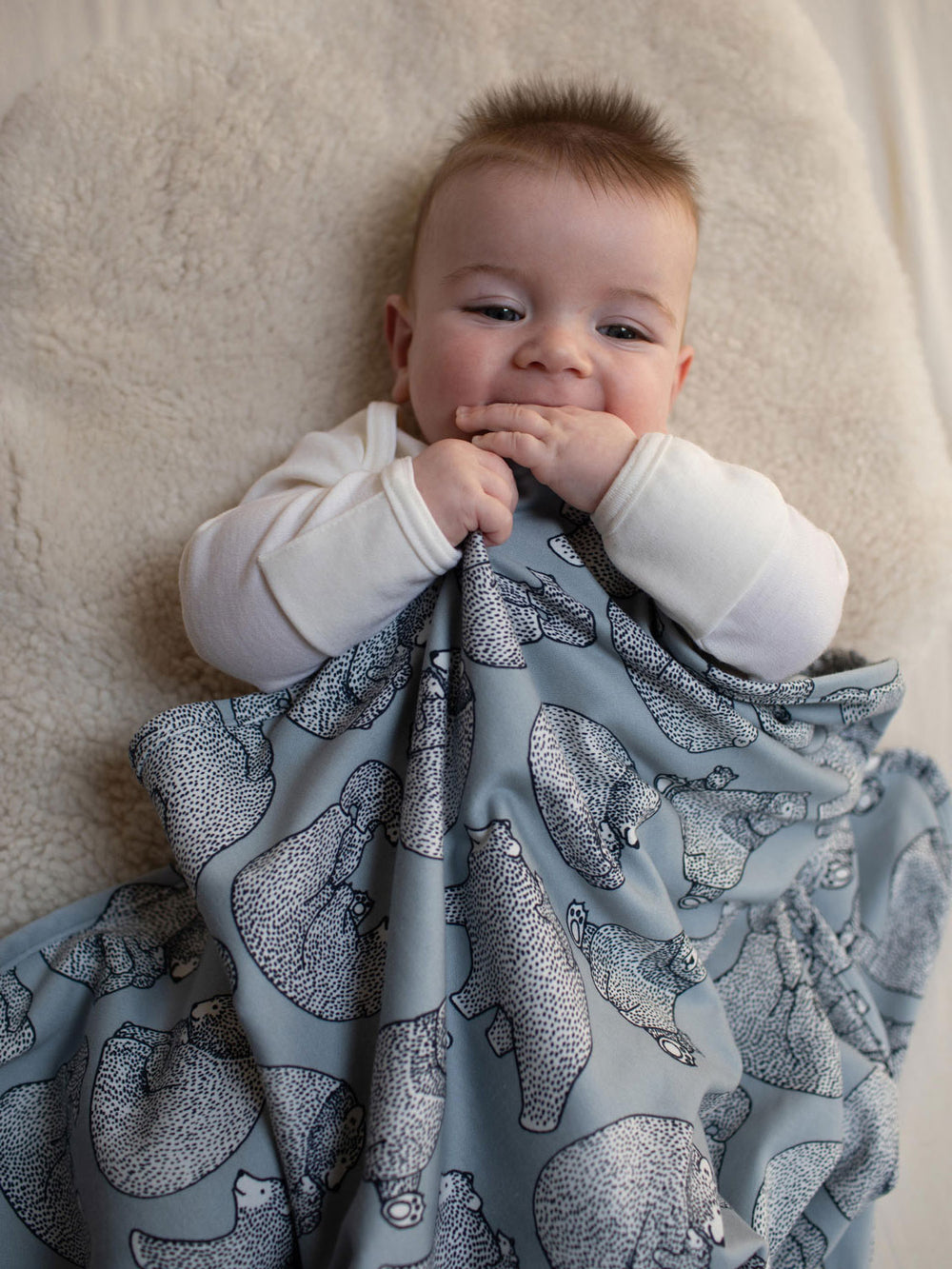 merino baby cot blanket bears full #colour_bearhugs-cloud-grey