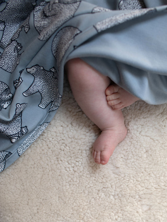 merino baby cot blanket bears baby #colour_bearhugs-cloud-grey