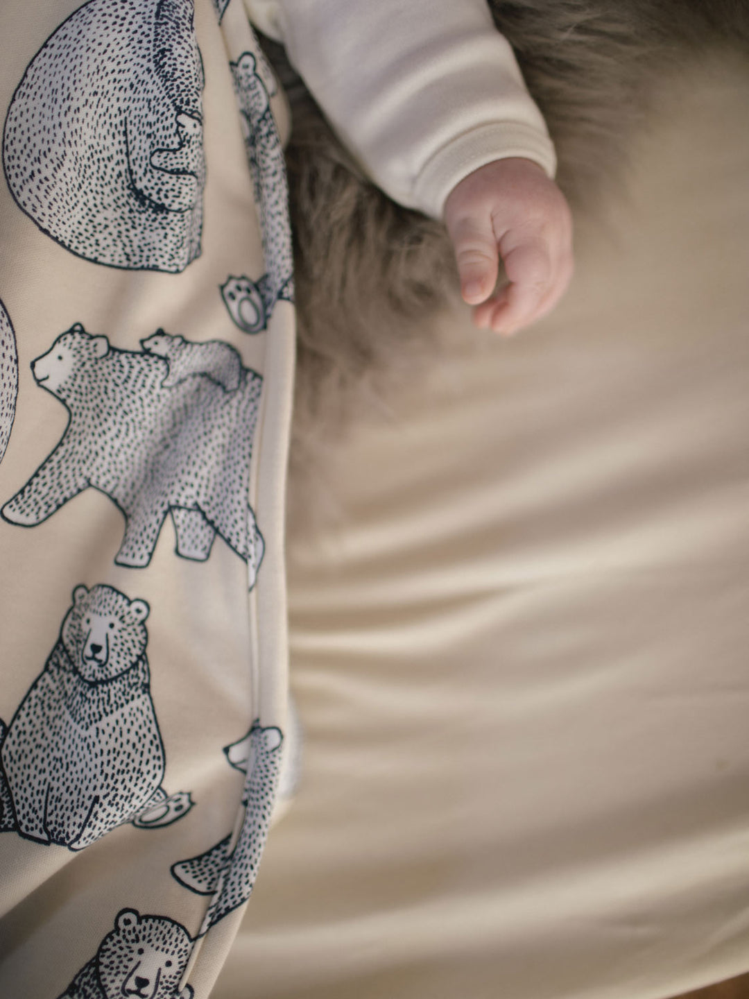 Merino baby sleeping bag neutral beige bear organic #colour_bearhugs-oat