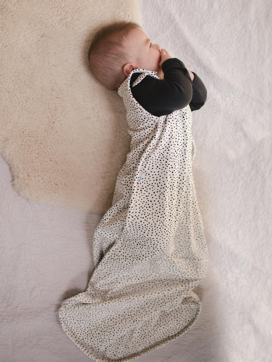 Merino baby sleeping bag monochrome spots side #colour_speckle