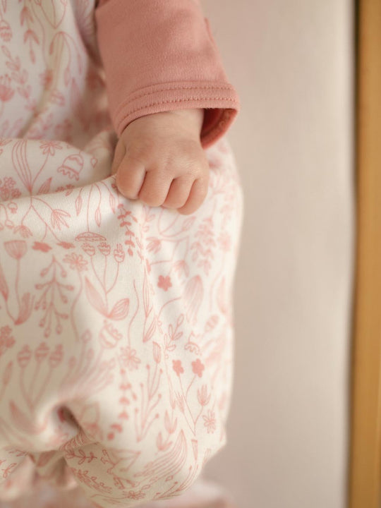 Merino baby sleeping bag floral pink closeup details #colour_millefleur