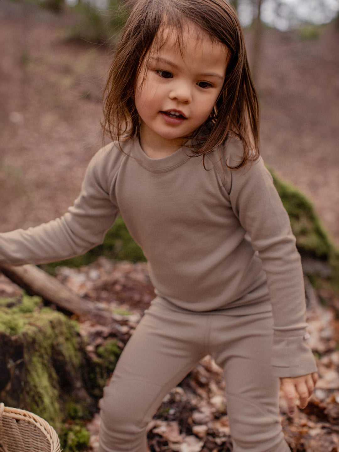 Merino kids thermal baselayer top beige neutral front #colour_pebble