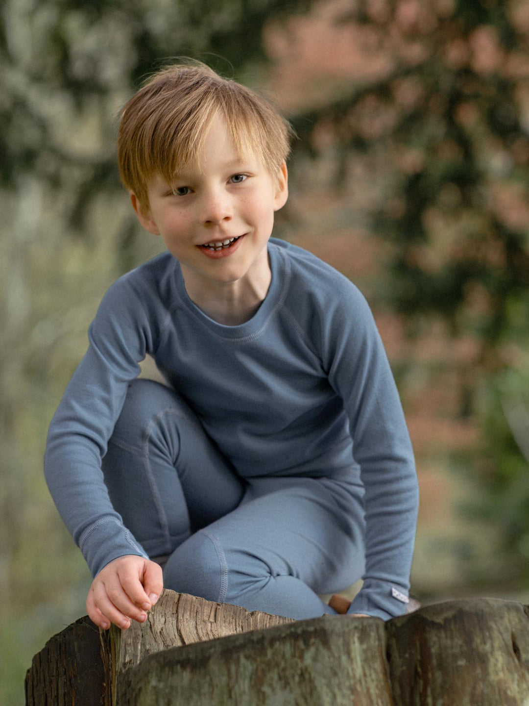 Merino wool kids thermal baselayer pyjama set blue #colour_lake