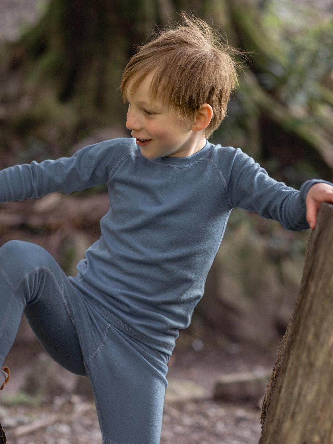 Merino kids thermal baselayer top blue front #colour_lake