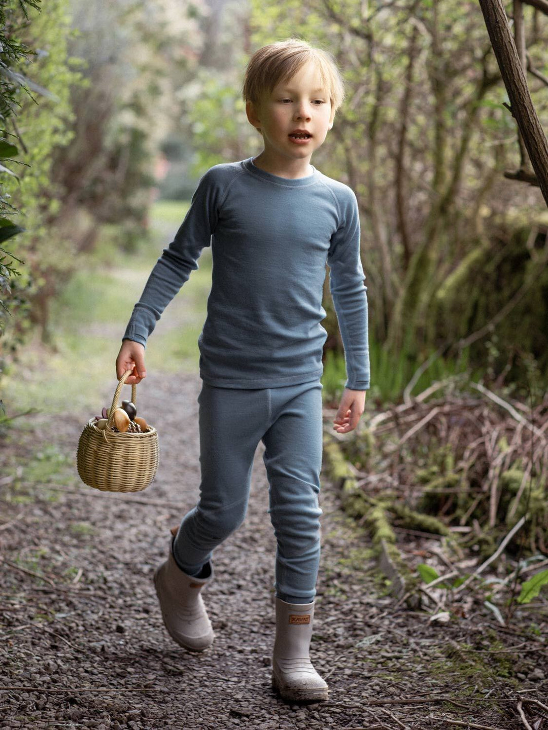 Kids merino base layer thermal legging blue front #colour_lake